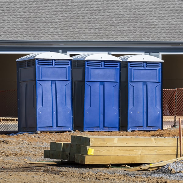 what is the maximum capacity for a single porta potty in Hewlett Neck New York